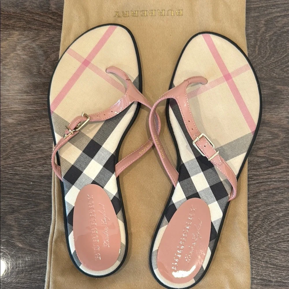 Burberry Pink and Black Sandals with Iconic Check Design. Size 39.5 Authentic - Picture 2 of 4